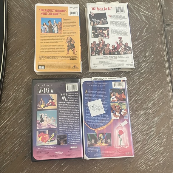 Vintage Disney & Wizard of Oz VHS Tapes - Picture 2 of 6